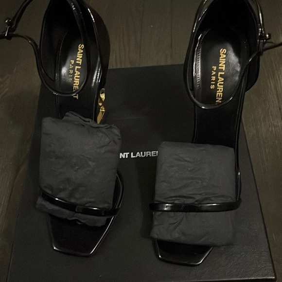 Saint Laurent Logo Heel - Picture 2 of 4